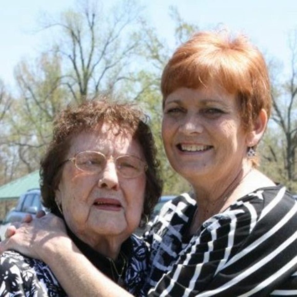 Meet your Posher, Bonita - Picture 1 of 1